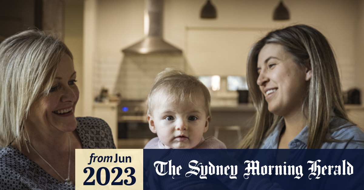 Mastitis treatment Instead of heat, advice is now to apply ice to breasts